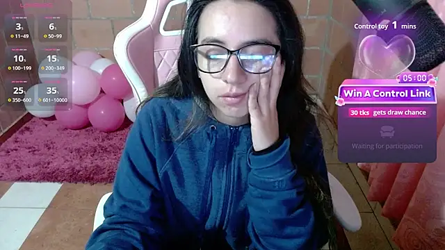 Snapshot of Maggie_Fox3 chatting on June 2026 05:32:02 AM Maggie Fox3 online show from June 2026 05:32:02 AM