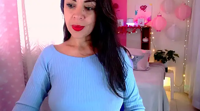 Snapshot of LATINGODDESS_X chatting on March 2025 02:40:01 PM LATINGODDESS X online show from March 2025 02:40:01 PM