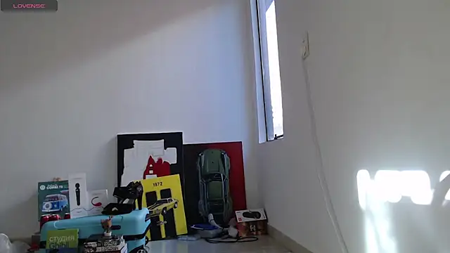 Snapshot of Enotika chatting on November 2025 08:31:01 PM Enotika online show from November 2025 08:31:01 PM