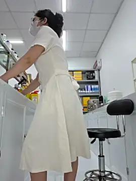 HinaLovely online show from April 2026 04:04:01 AM