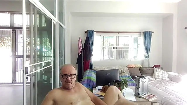 58klaus online show from December 2025 04:28:02 AM