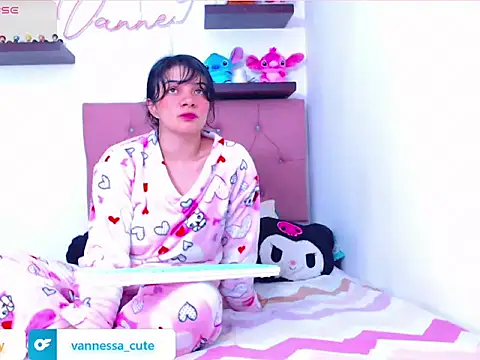 Vannessa  Shy online show from October 2025 01:47:02 AM