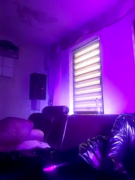 Crystalbitchx online show from October 2025 07:28:02 AM