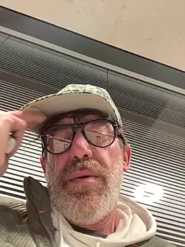 maxximere online show from February 2026 12:47:02 AM