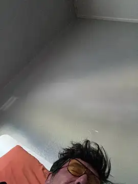 maxximere online show from February 2026 03:45:01 PM