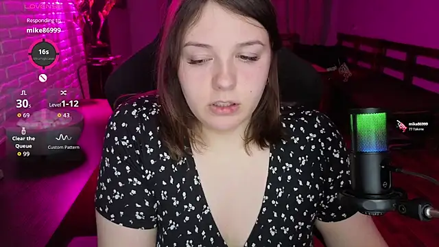 XNirvanaX online show from June 2026 11:49:01 PM