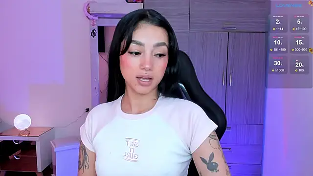 Lizzie corner v online show from March 2026 02:42:02 PM