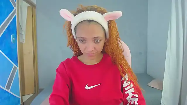 SexyLeilaa online show from December 2024 01:00:02 AM