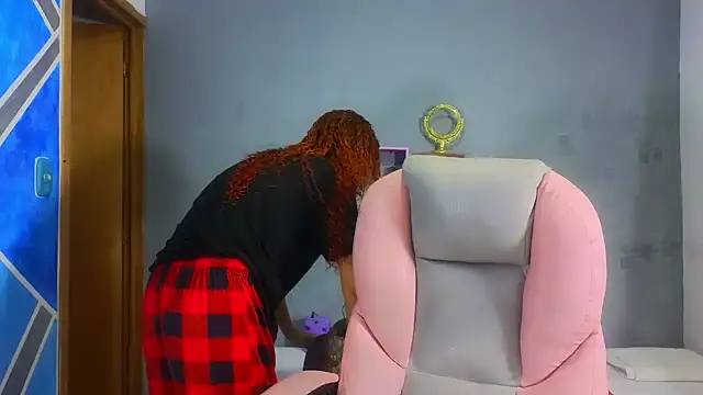 SexyLeilaa online show from February 2025 12:42:01 AM