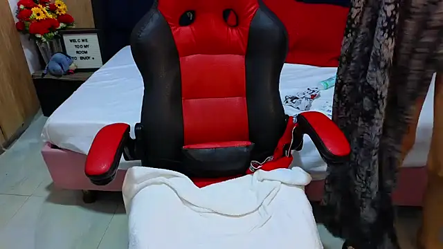 SexyLeilaa online show from February 2025 05:12:01 AM