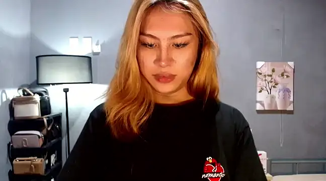 luxxy grand online show from January 2025 03:43:01 PM