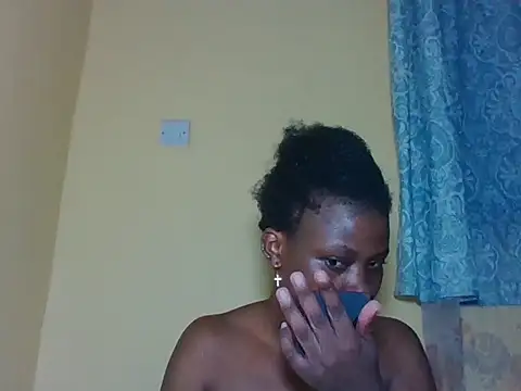 Snapshot of Sweetbaby004 chatting on May 2026 06:46:02 PM Sweetbaby004 online show from May 2026 06:46:02 PM