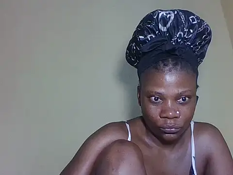 Snapshot of Sweetbaby004 chatting on June 2026 05:15:01 AM Sweetbaby004 online show from June 2026 05:15:01 AM