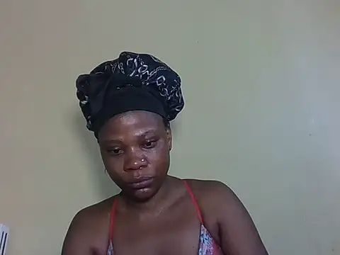 Snapshot of Sweetbaby004 chatting on June 2026 07:29:02 AM Sweetbaby004 online show from June 2026 07:29:02 AM