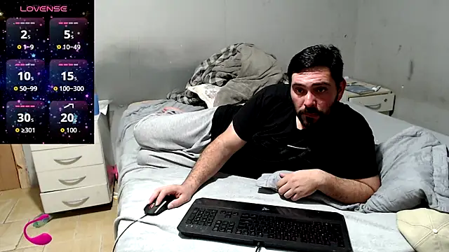 Snapshot of lucasprloco chatting on September 2025 10:32:02 PM lucasprloco online show from September 2025 10:32:02 PM