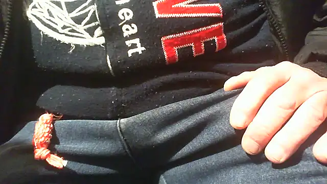 nonnomaturobisex online show from November 2025 08:14:02 AM