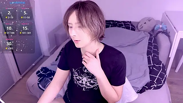 mothkink online show from February 2026 07:12:01 PM