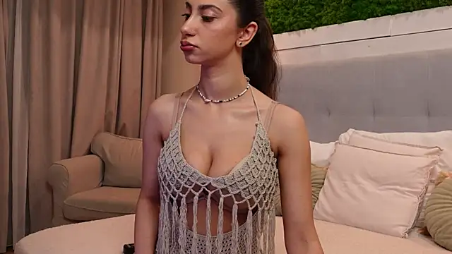 IsabellaMysty online show from June 2026 09:25:02 PM