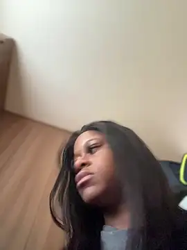 Snapshot of Tikalalin chatting on November 2025 03:46:02 PM Tikalalin online show from November 2025 03:46:02 PM