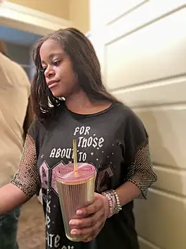 Tikalalin online show from January 2026 04:33:02 PM