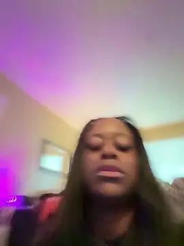 Snapshot of Tikalalin chatting on April 2026 04:38:02 PM Tikalalin online show from April 2026 04:38:02 PM