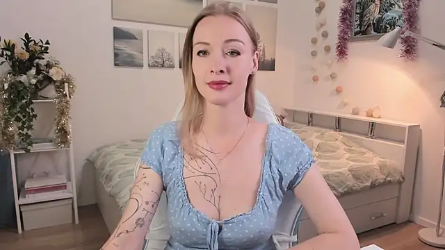 MissRightX online show from November 2025 10:15:01 AM