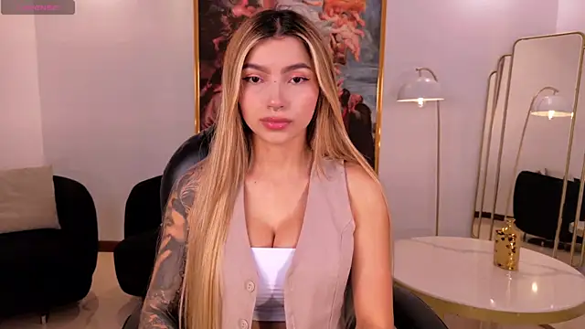 LexieWayne online show from June 2026 05:16:02 PM