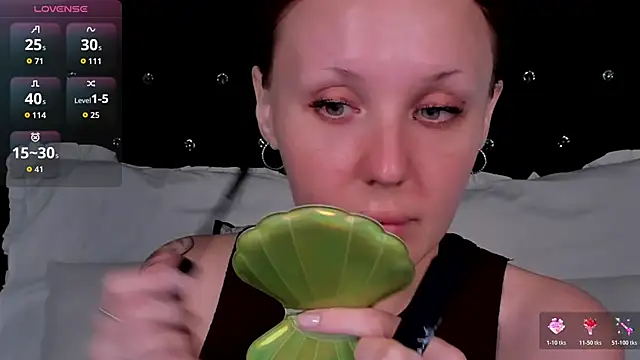 Snapshot of LianaFord chatting on May 2026 07:17:02 AM LianaFord online show from May 2026 07:17:02 AM