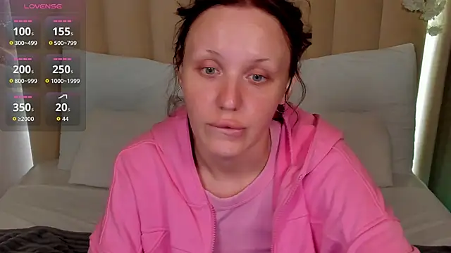 Snapshot of LianaFord chatting on May 2026 04:30:01 AM LianaFord online show from May 2026 04:30:01 AM