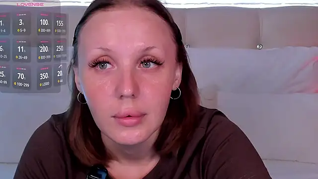 Snapshot of LianaFord chatting on May 2026 04:53:01 AM LianaFord online show from May 2026 04:53:01 AM