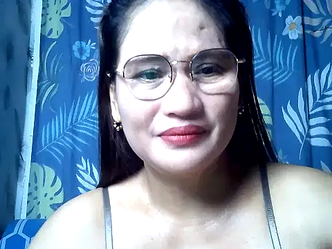 Snapshot of Amazing_Angel22 chatting on September 2025 08:43:02 PM Amazing Angel22 online show from September 2025 08:43:02 PM