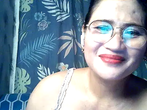 Snapshot of Amazing_Angel22 chatting on September 2025 06:33:01 PM Amazing Angel22 online show from September 2025 06:33:01 PM