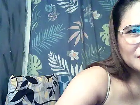 Snapshot of Amazing_Angel22 chatting on October 2025 06:07:02 PM Amazing Angel22 online show from October 2025 06:07:02 PM
