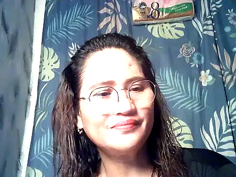 Snapshot of Amazing_Angel22 chatting on October 2025 07:37:01 PM Amazing Angel22 online show from October 2025 07:37:01 PM