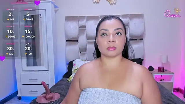 Snapshot of MelanyShayk chatting on April 2026 01:12:01 AM MelanyShayk online show from April 2026 01:12:01 AM
