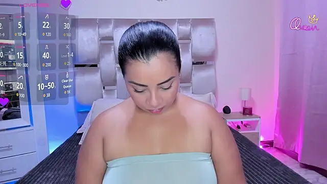 Snapshot of MelanyShayk chatting on May 2026 03:26:01 AM MelanyShayk online show from May 2026 03:26:01 AM