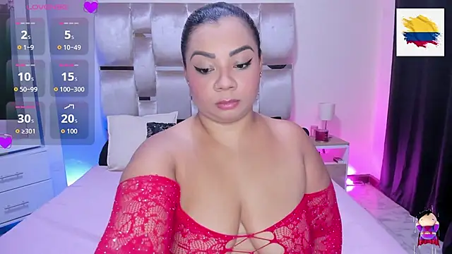 Snapshot of MelanyShayk chatting on June 2026 05:19:02 PM MelanyShayk online show from June 2026 05:19:02 PM