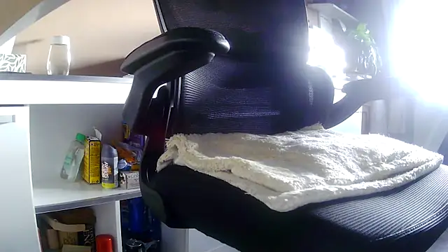 suedel65 online show from March 2026 03:38:01 PM