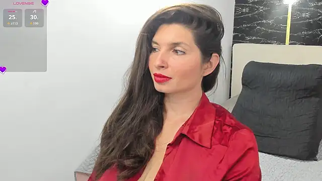 Azahara Amin  online show from May 2026 05:08:01 PM