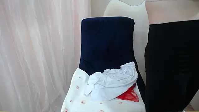 Leiershery online show from October 2025 12:47:01 AM