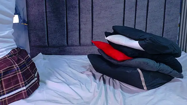 DANIK STAR online show from November 2025 03:11:02 PM