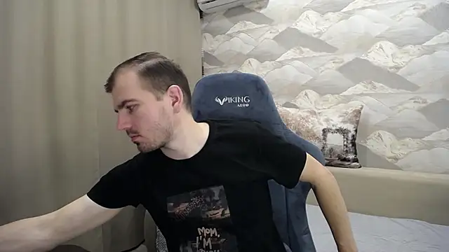 SerzhKorol1 online show from November 2025 04:32:02 AM