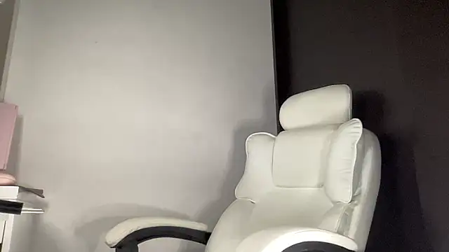 baby natalie online show from January 2025 09:16:01 AM