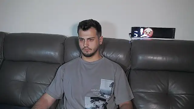 CrazyDom1 online show from August 2026 10:46:02 PM