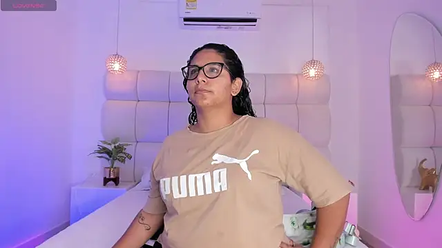 DanielleEvans  online show from November 2025 11:27:02 AM