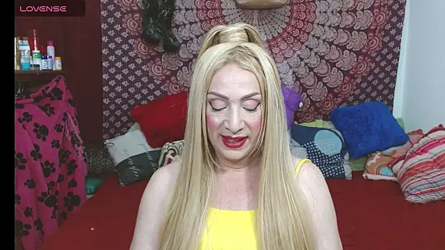 elena evans online show from November 2025 05:45:02 PM