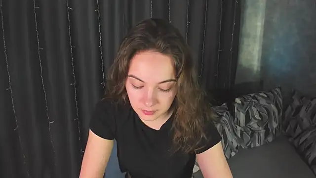 KristinaLoison online show from March 2025 01:51:01 PM