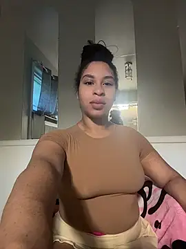 mellowyelloo online show from July 2026 10:09:02 AM