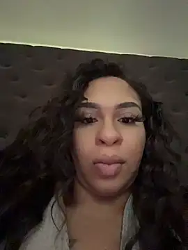 mellowyelloo online show from August 2026 03:25:01 PM