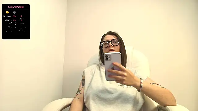 Arya starrk online show from February 2025 02:16:01 PM